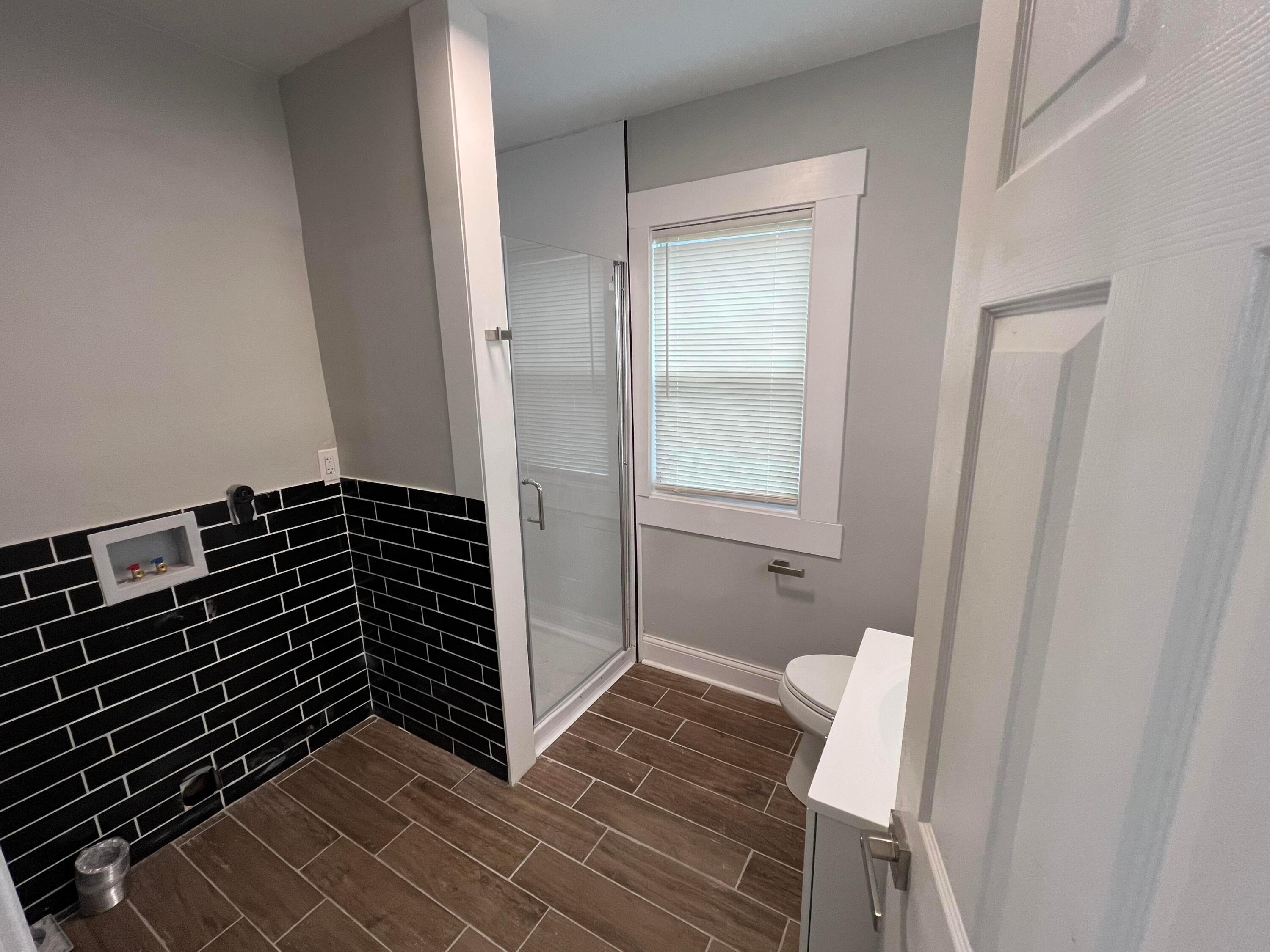 571 Berkeley Road Columbus, OH 43205 - Photo 12 of 38 5B7AE6D8-D66D-450B-B12D-40DED27B581B