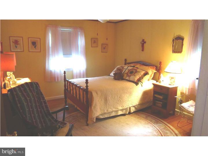 340 Ganttown Road Sewell, NJ 08080 - Photo 4 of 11 Master Bedroom