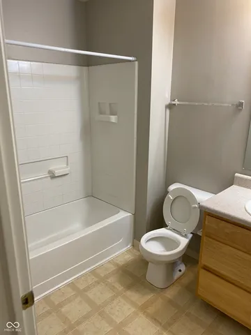 $217,900 | 6212 Bishops Pond Lane, Indianapolis, IN 46268