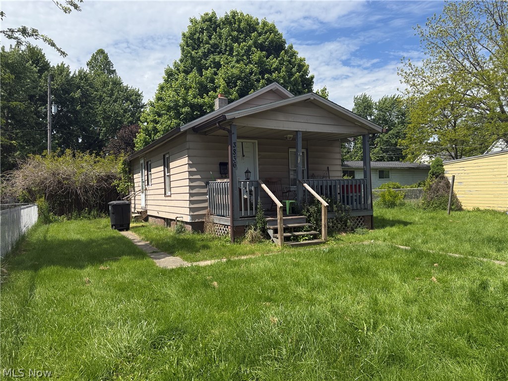 3834 Bosworth Road Cleveland, OH 44111 - Photo 3 of 26