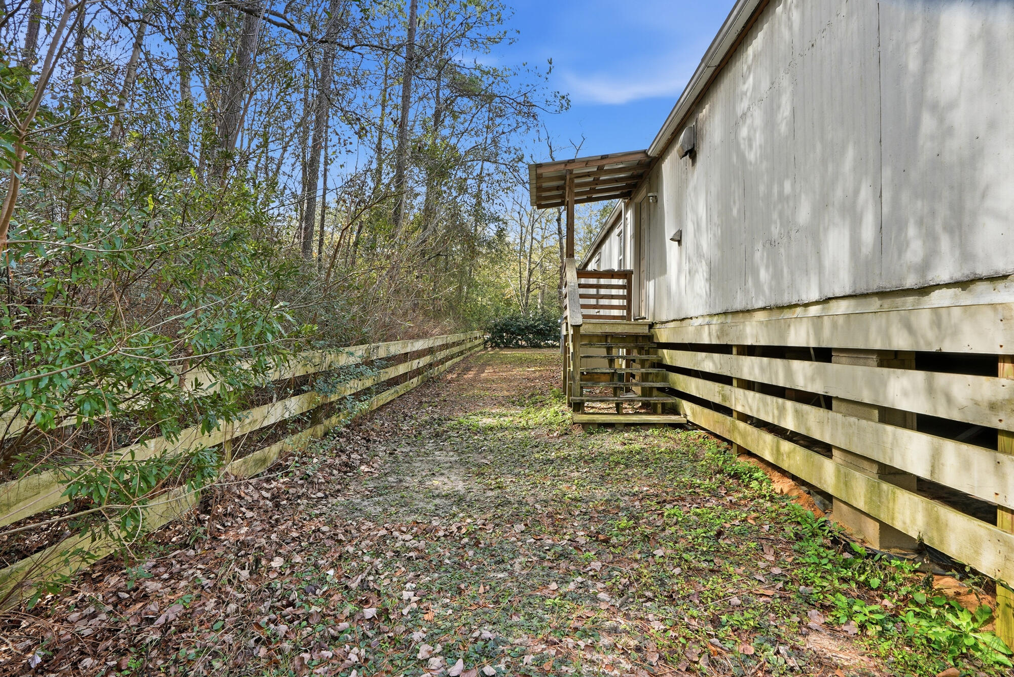 437 Black Creek Lodge Road Freeport, FL 32439 - Photo 19 of 29 437_black_creek_lodge_rd-awp_media-019