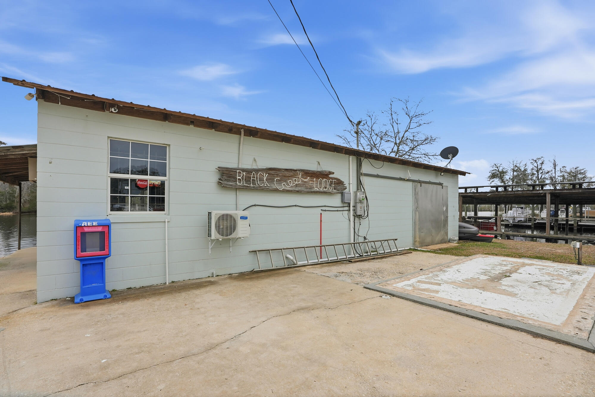 437 Black Creek Lodge Road Freeport, FL 32439 - Photo 27 of 29 437_black_creek_lodge_rd-awp_media-027