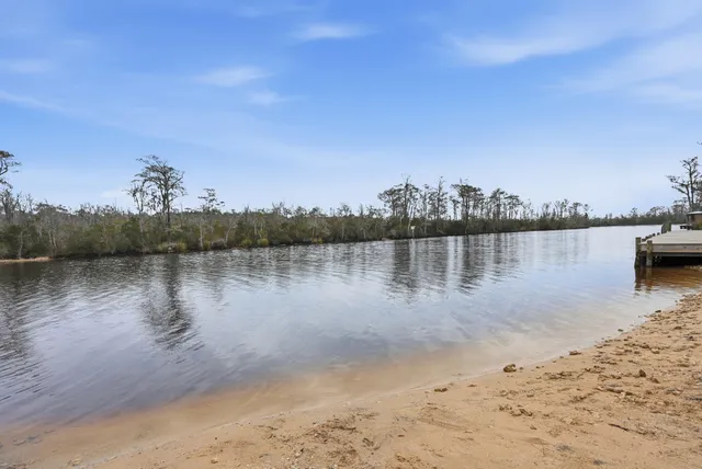 $225,000 | 437 Black Creek Lodge Road, Freeport, FL 32439