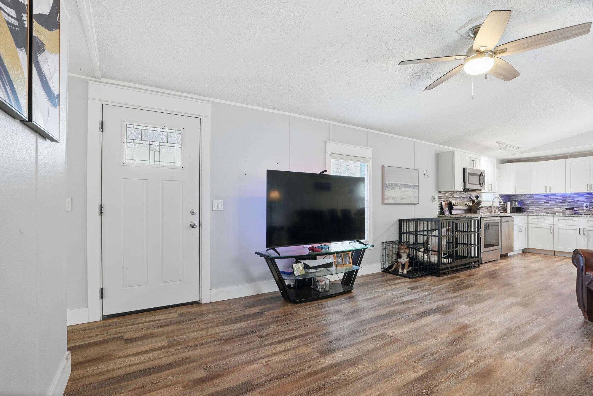 437 Black Creek Lodge Road Freeport, FL 32439 - Photo 4 of 29 437_black_creek_lodge_rd-awp_media-004