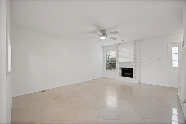 $225,000 | 8400 Jamestown Drive, Unit 226, Austin, TX 78758