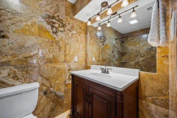 $225,000 | 8400 Jamestown Drive, Unit 226, Austin, TX 78758