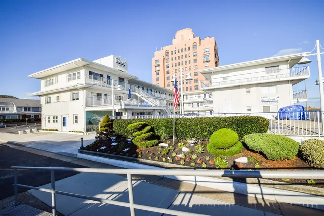 a view of building with outdoor space