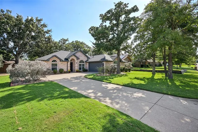 $399,900 | 1264 Stonehill Court, Kennedale, TX 76060