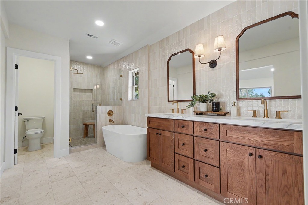 6 Canyon Ridge Irvine, CA 92603 - Photo 22 of 35 Gallery Image 22