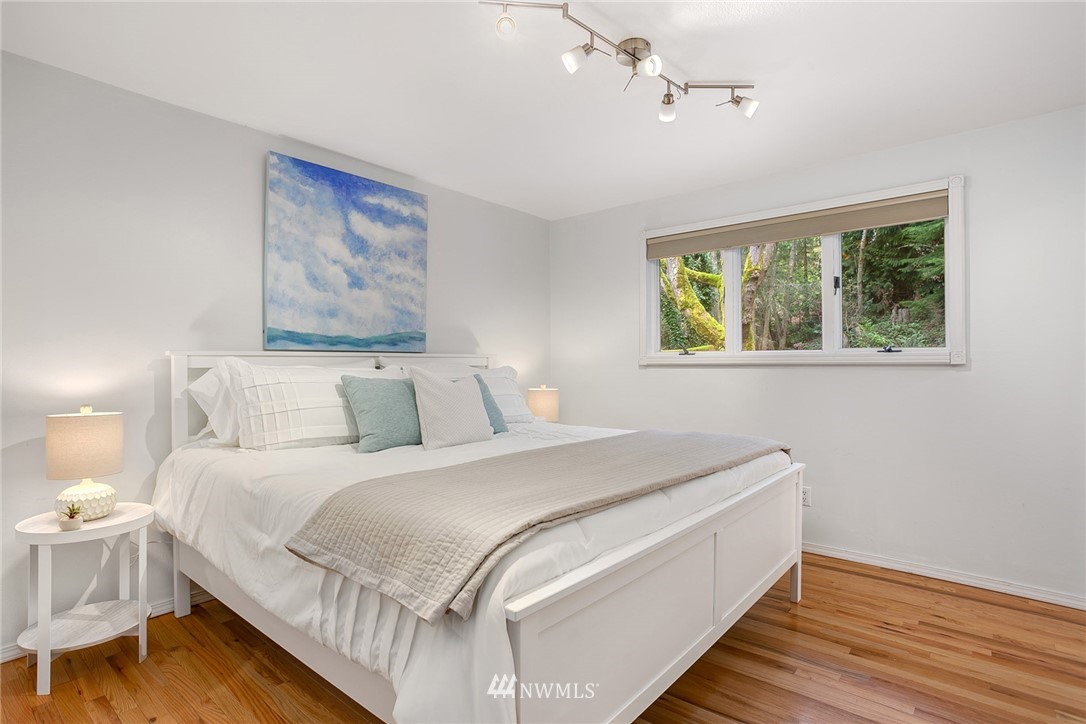 7005 Meadowdale Beach Road Edmonds, WA 98026 - Photo 13 of 25 Gallery Image 13