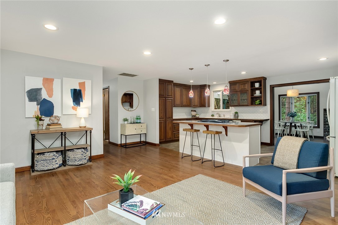7005 Meadowdale Beach Road Edmonds, WA 98026 - Photo 6 of 25 Gallery Image 6
