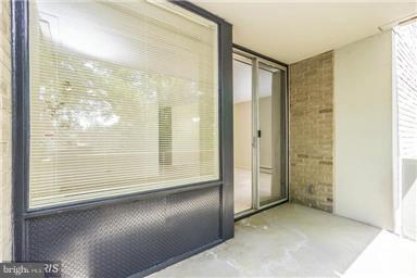 240 M Street Southwest, Unit E102 Washington, DC 20024 - Photo 25 of 29 Exterior (General)
