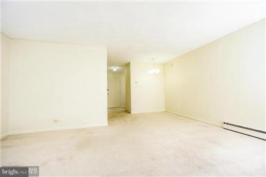 240 M Street Southwest, Unit E102 Washington, DC 20024 - Photo 6 of 29 Living Room