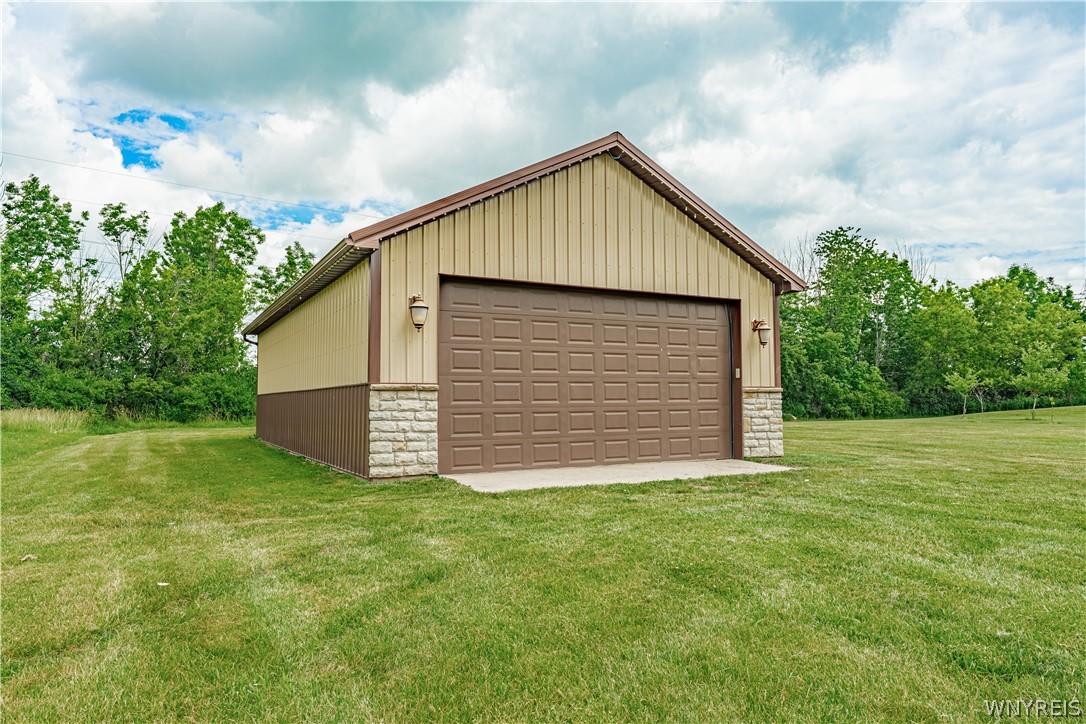 4899 Beach Ridge Road Pendleton, NY 14094 - Photo 44 of 48 Pole barn exterior