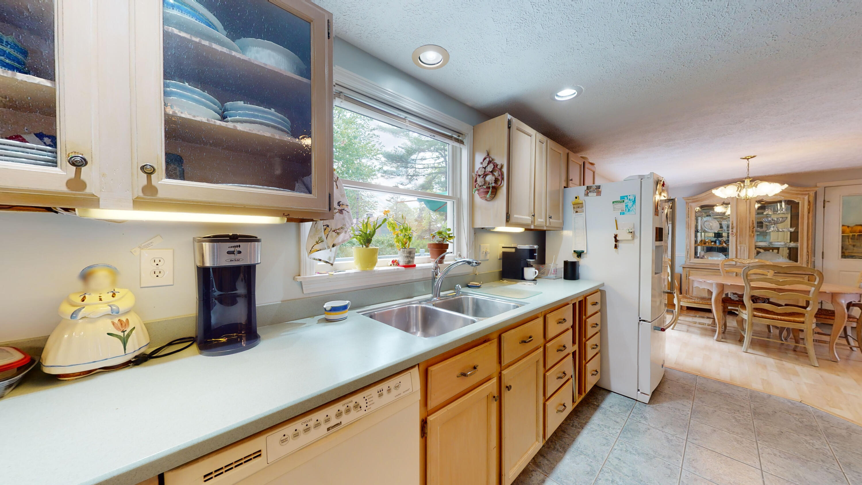 22 Buttonwood Road South Berwick, ME 03908 - Photo 6 of 29 22-Buttonwood-Dr-South-Berwick-ME-03901-