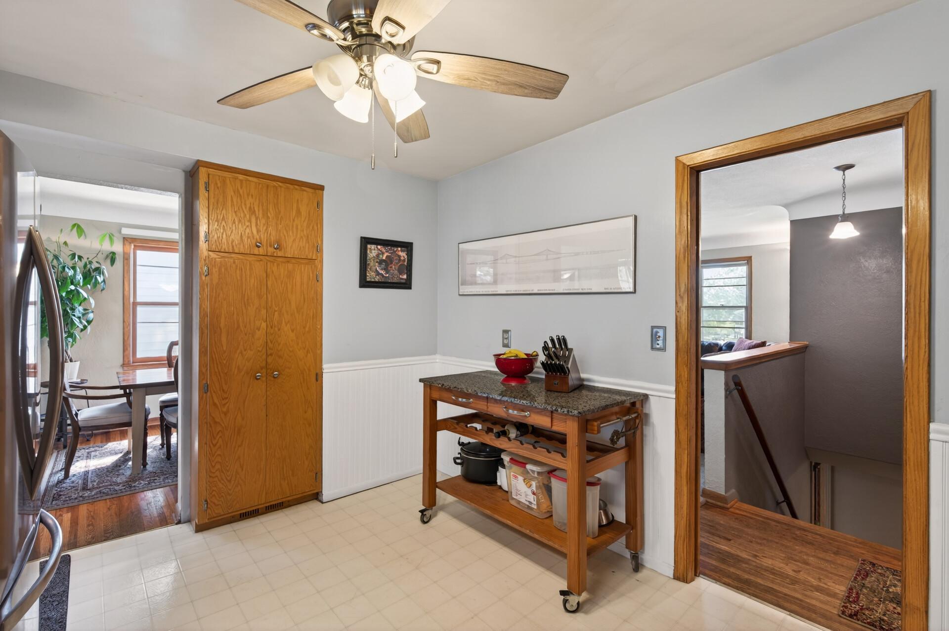 765 Rose Place Roseville, MN 55113 - Photo 13 of 56