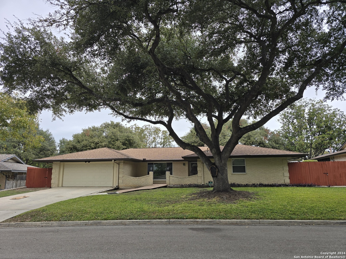 621 Candleglo Drive Windcrest, TX 78239 - Photo 1 of 1