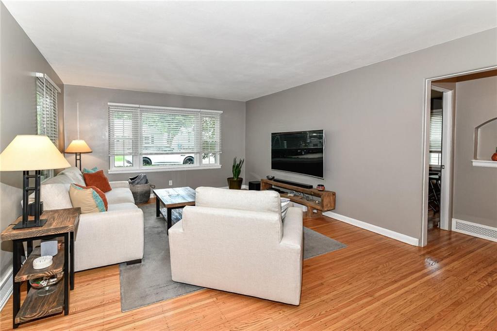 2407 Baur Drive Indianapolis, IN 46220 - Photo 12 of 29