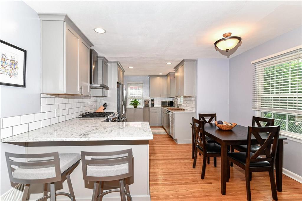 2407 Baur Drive Indianapolis, IN 46220 - Photo 3 of 29