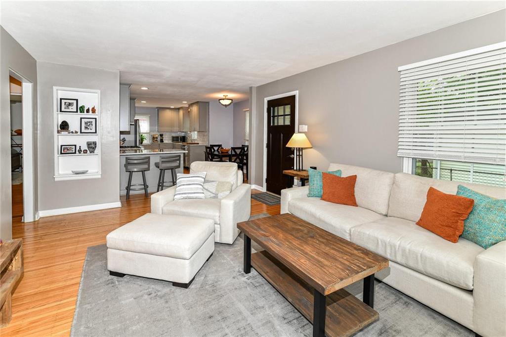 2407 Baur Drive Indianapolis, IN 46220 - Photo 9 of 29