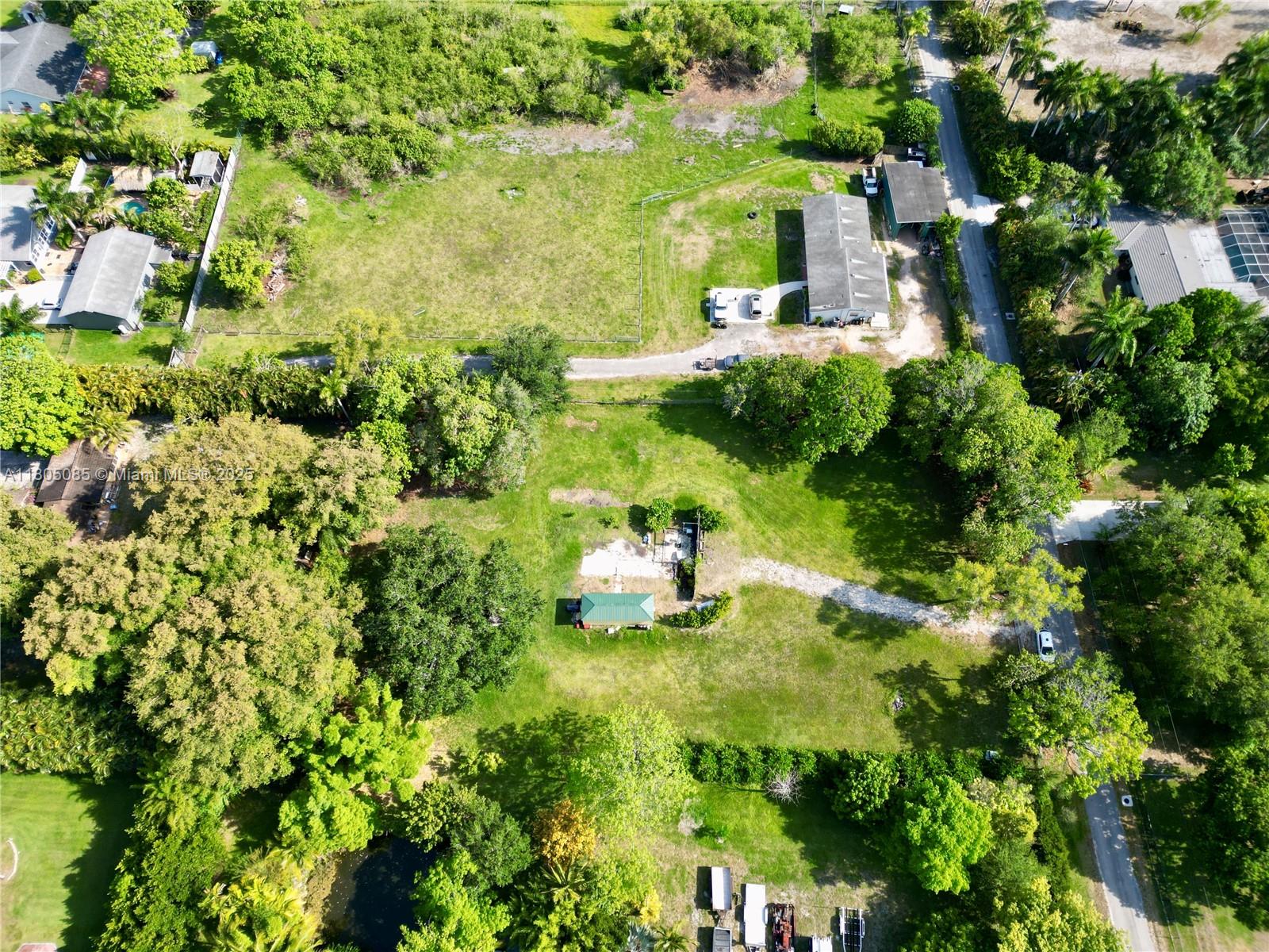 5360 Southwest 162nd Avenue Southwest Ranches, FL 33331 - Photo 10 of 27 Gallery Image 10