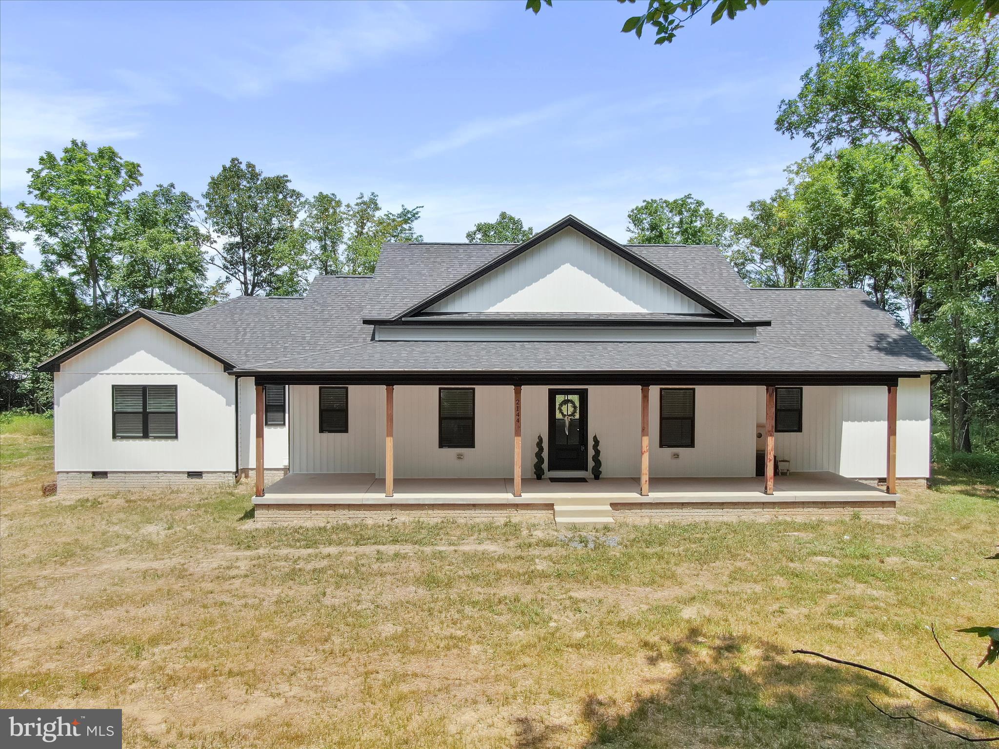 2144 Hinton Road Kearneysville, WV 25430 - Photo 2 of 45 Gallery Image 2