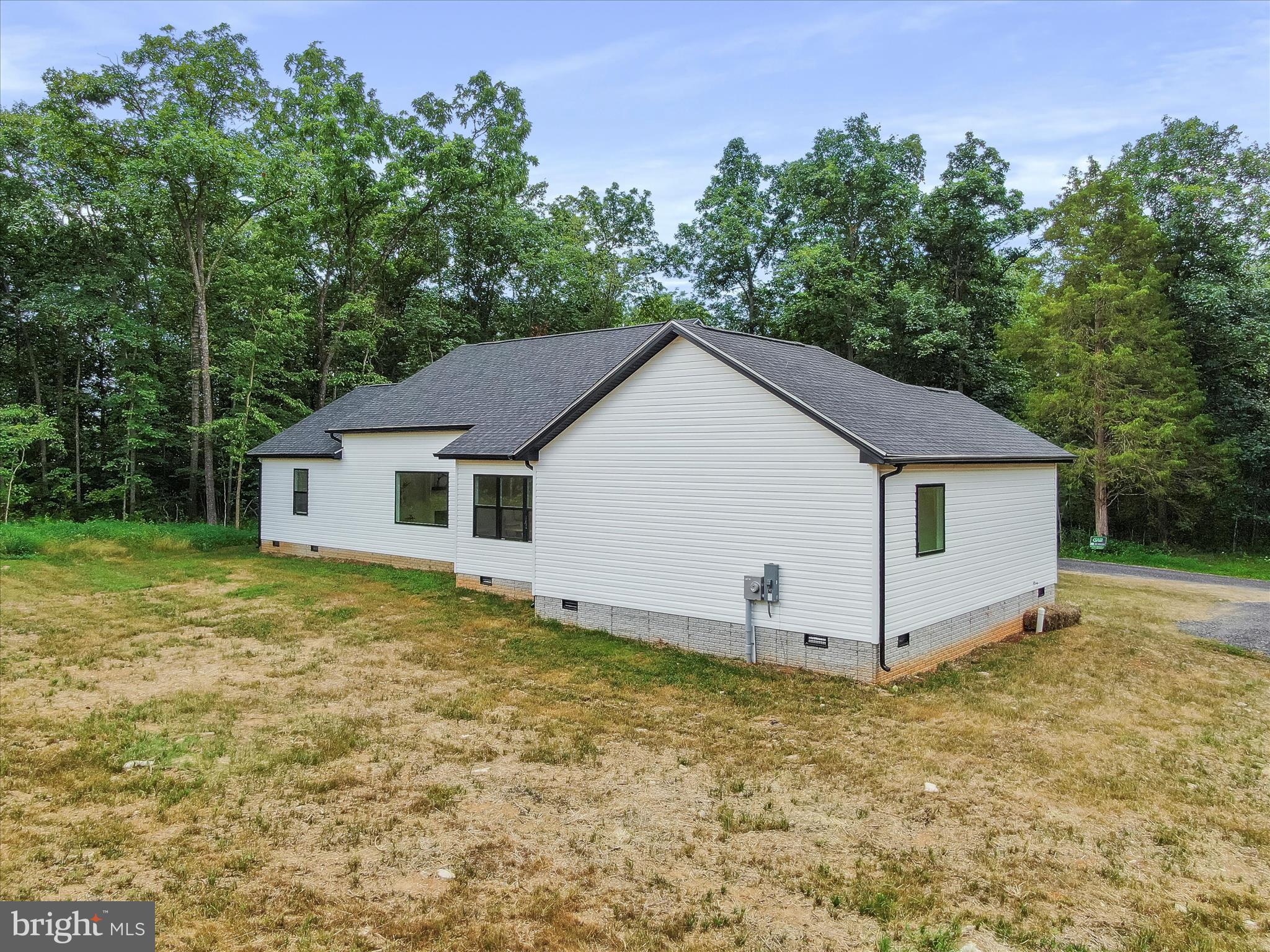 2144 Hinton Road Kearneysville, WV 25430 - Photo 35 of 45 Gallery Image 35