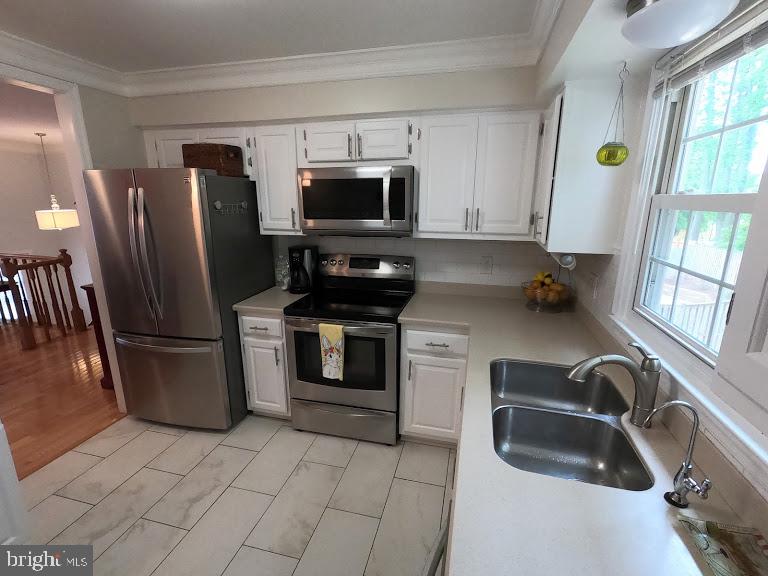 6000 Powell's Landing Road Burke, VA 22015 - Photo 14 of 39 Gallery Image 14