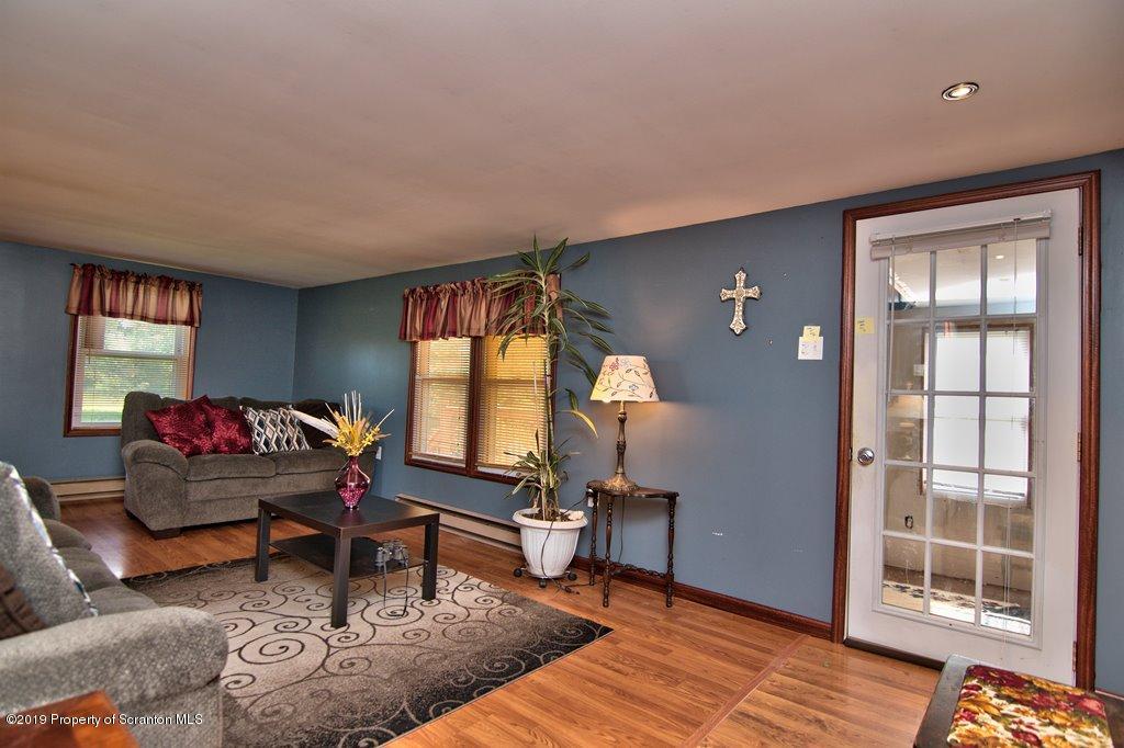 22 Sawmill Road Lake Ariel, PA 18436 - Photo 5 of 32 Gallery Image 5