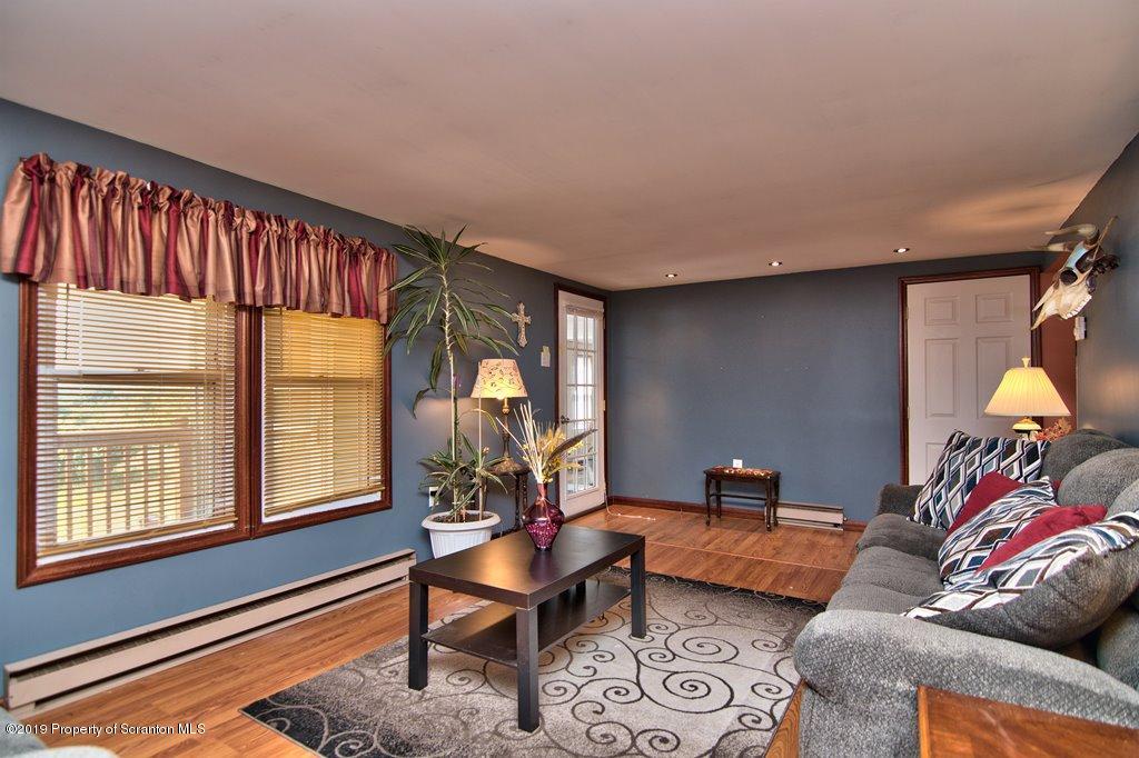 22 Sawmill Road Lake Ariel, PA 18436 - Photo 8 of 32 Gallery Image 8