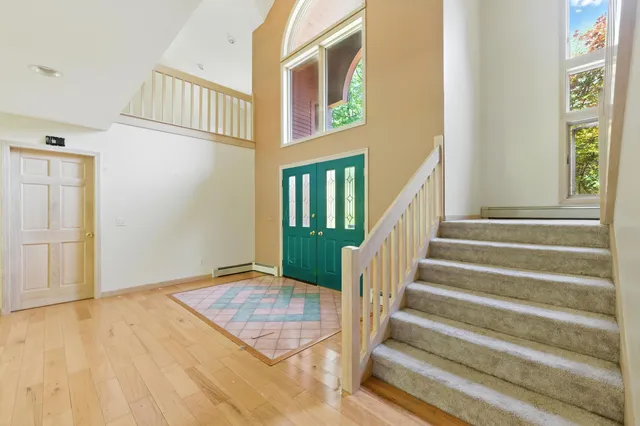 $595,000 | 33 Hillview Lane, Lewiston, ME 04240