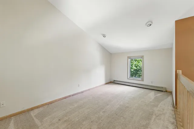 $595,000 | 33 Hillview Lane, Lewiston, ME 04240