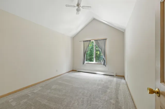 $595,000 | 33 Hillview Lane, Lewiston, ME 04240