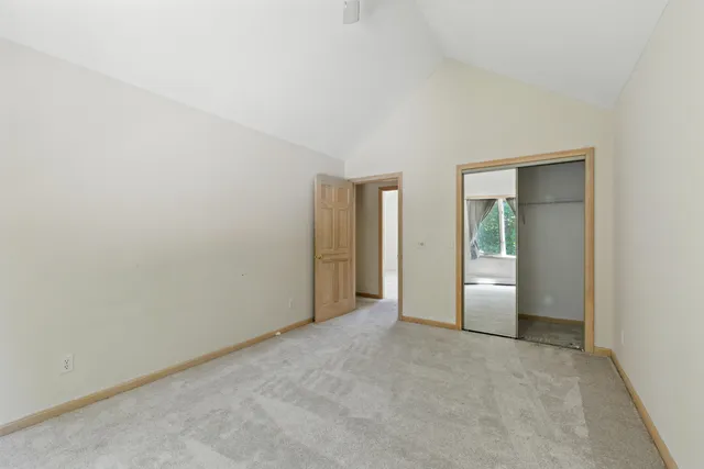 $595,000 | 33 Hillview Lane, Lewiston, ME 04240