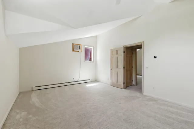 $595,000 | 33 Hillview Lane, Lewiston, ME 04240