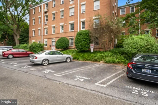 $2,200 | 2714 Ordway Street Northwest, Unit 1, Washington, DC 20008