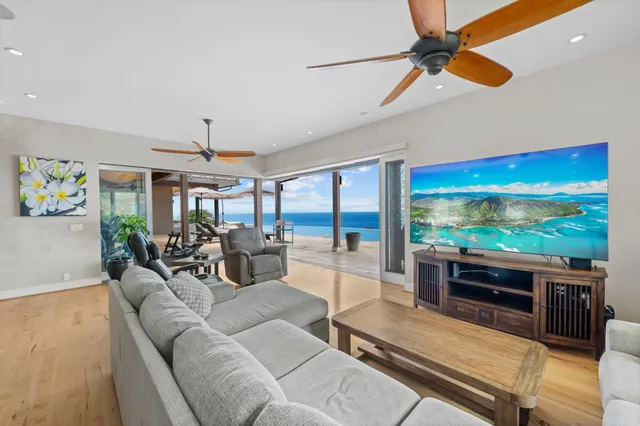 $8,575,000 | 554 Punakea Loop, Unit A, Lahaina, HI 96761