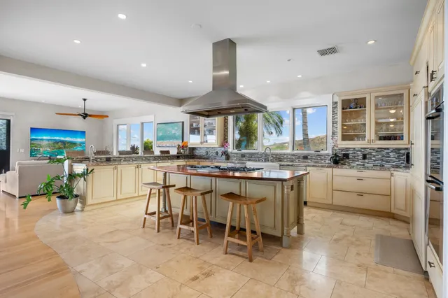 $8,575,000 | 554 Punakea Loop, Unit A, Lahaina, HI 96761