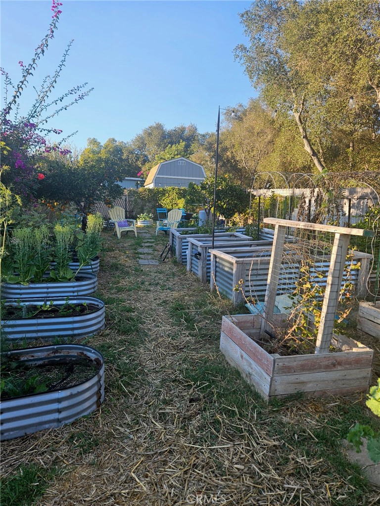 3909 Reche Road, Unit 112 Fallbrook, CA 92028 - Photo 6 of 9 Gardens