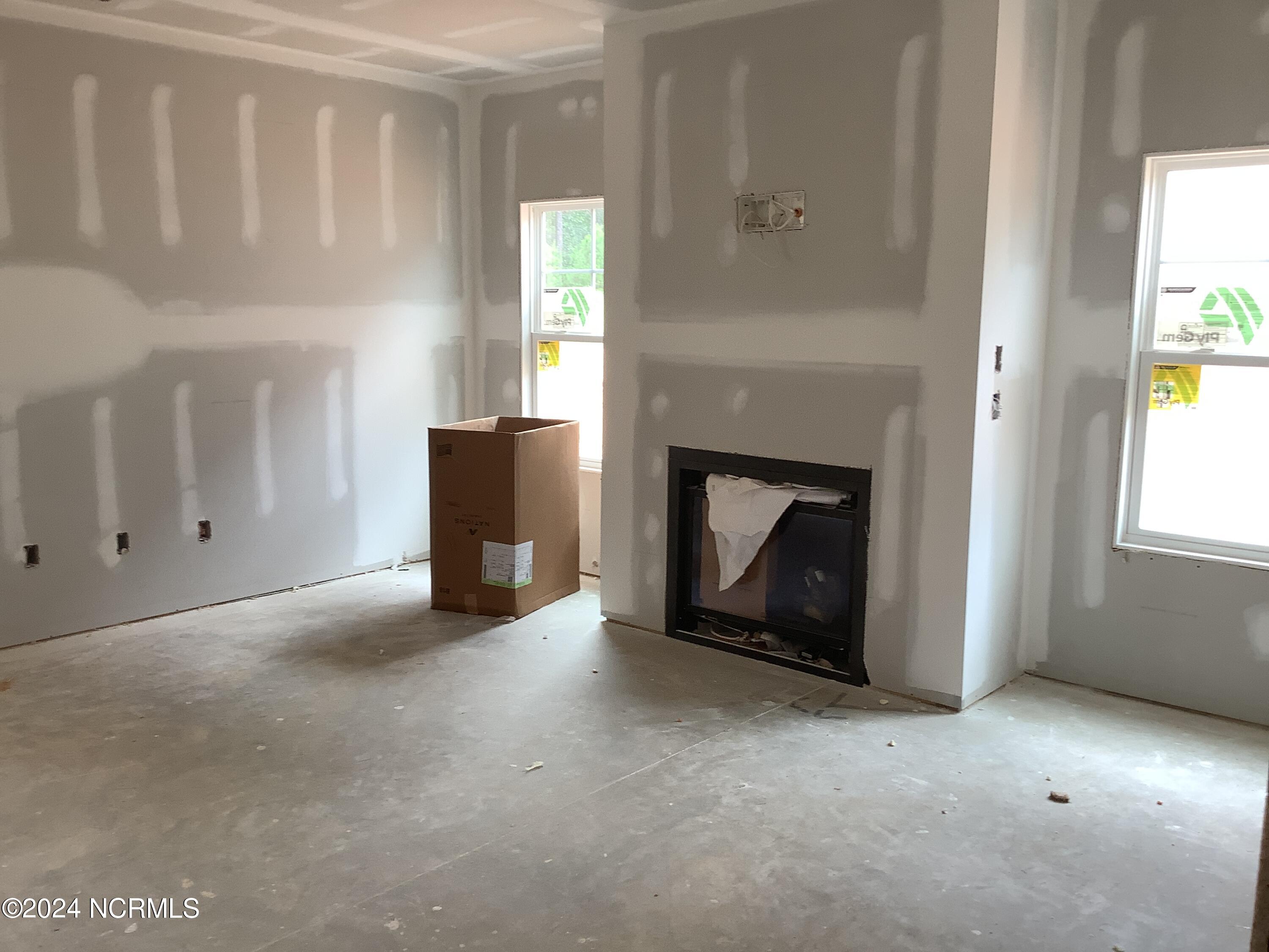195 Rough Rdg Trail, Unit 11 Aberdeen, NC 28315 - Photo 5 of 13 Photo_20240721_100810