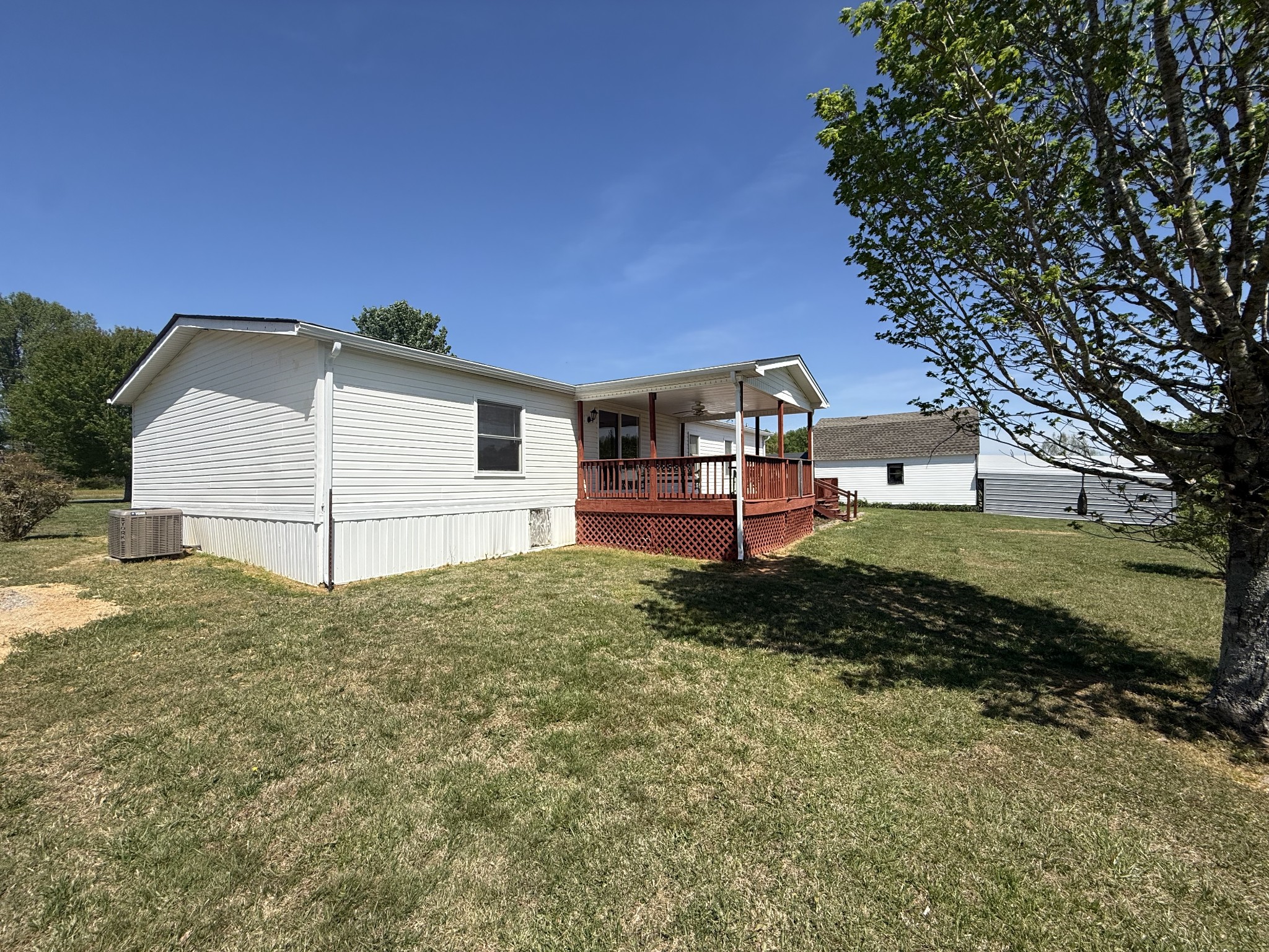 1247 Myrtle Road Bradyville, TN 37026 - Photo 6 of 44