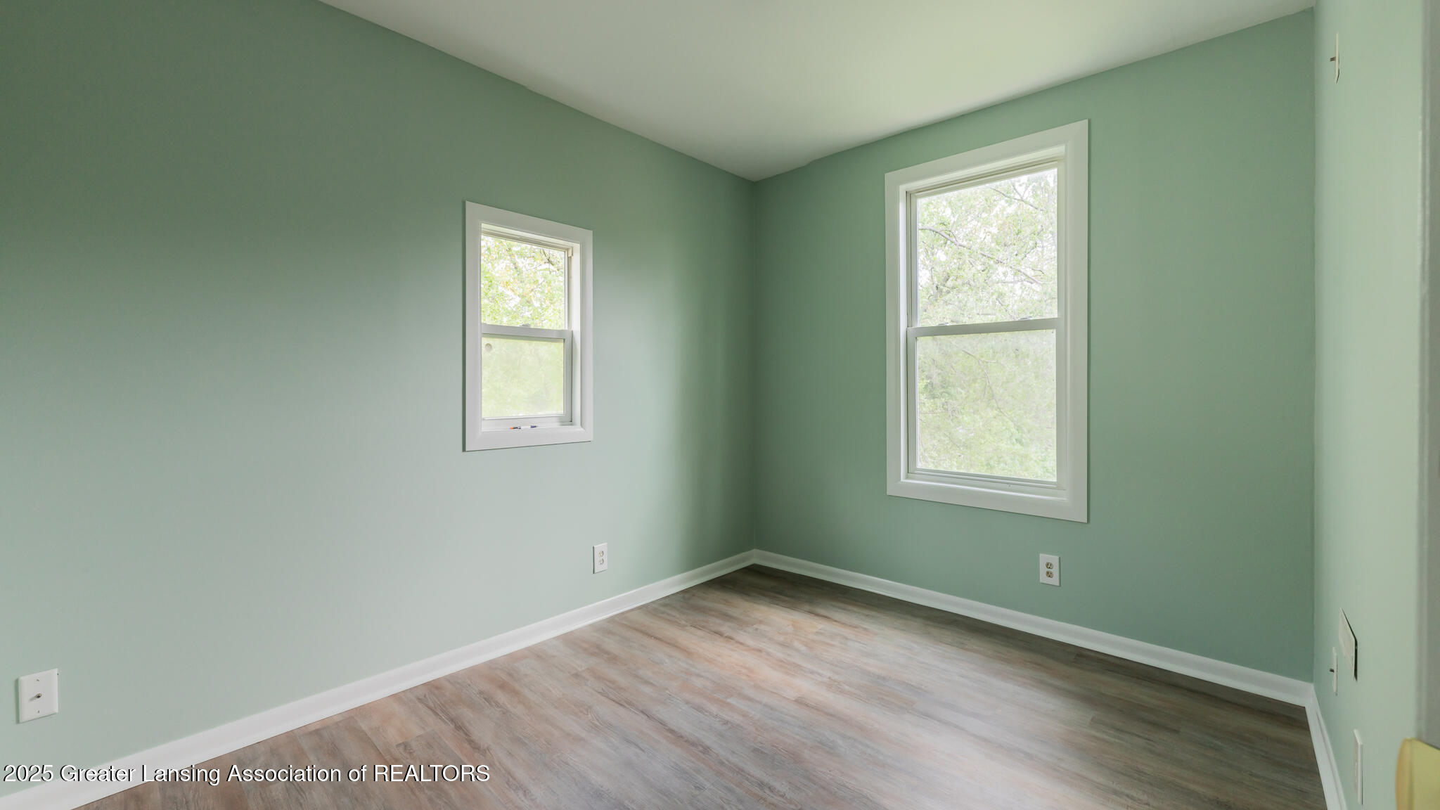 621 Ridgewood Avenue Lansing, MI 48910 - Photo 13 of 29 621Ridgewood14-2025