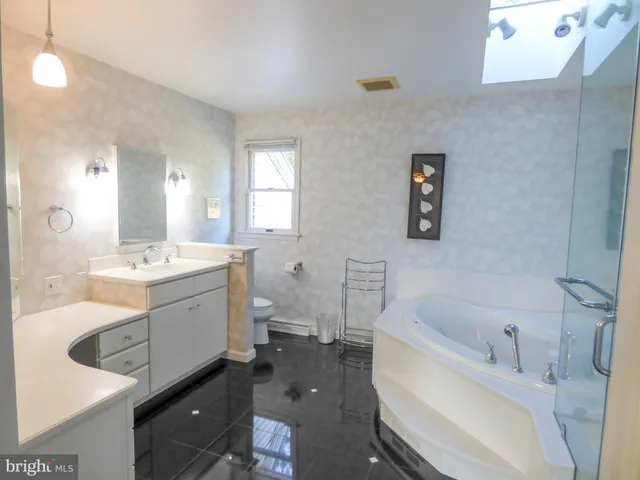 $749,900 | 189 Tuscarora Drive, York, PA 17403