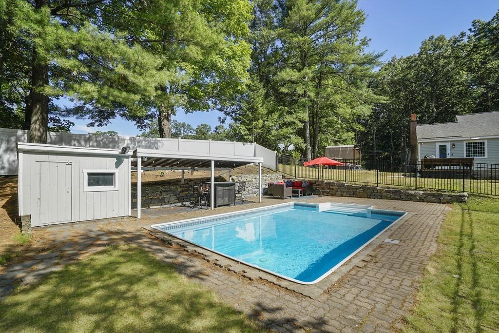 41 Parkerville Road Chelmsford, MA 01824 - Photo 24 of 33 Gallery Image 24