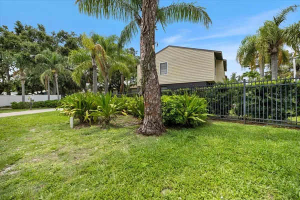 $1,500 | 960 Highland Street, Unit A6, Sarasota, FL 34234