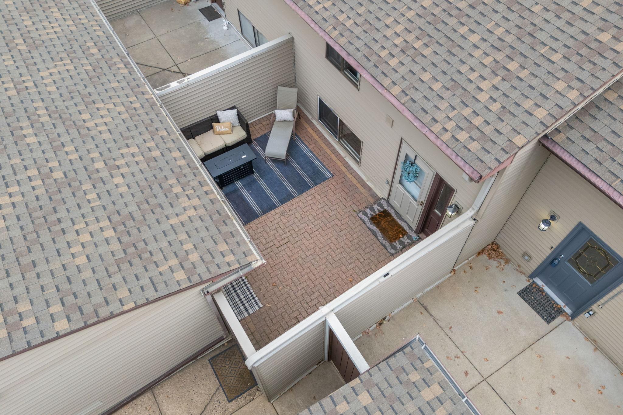 7504 Germane Trail Apple Valley, MN 55124 - Photo 2 of 19