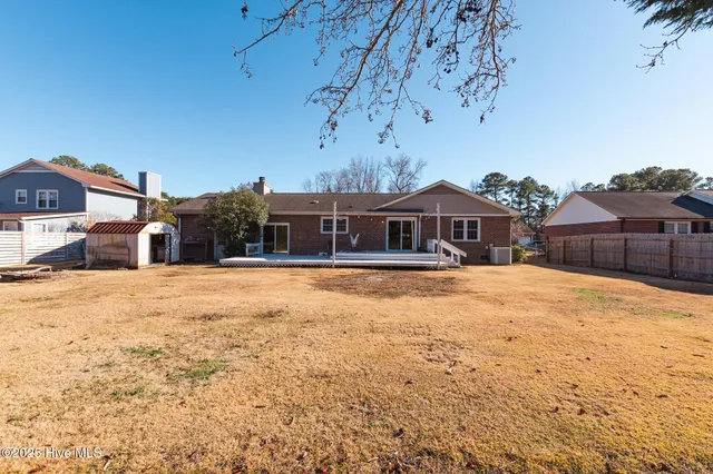 $289,000 | 2602 Northwoods Drive, Jacksonville, NC 28540