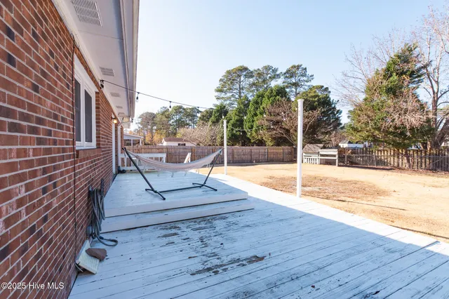 $289,000 | 2602 Northwoods Drive, Jacksonville, NC 28540