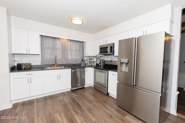 $289,000 | 2602 Northwoods Drive, Jacksonville, NC 28540