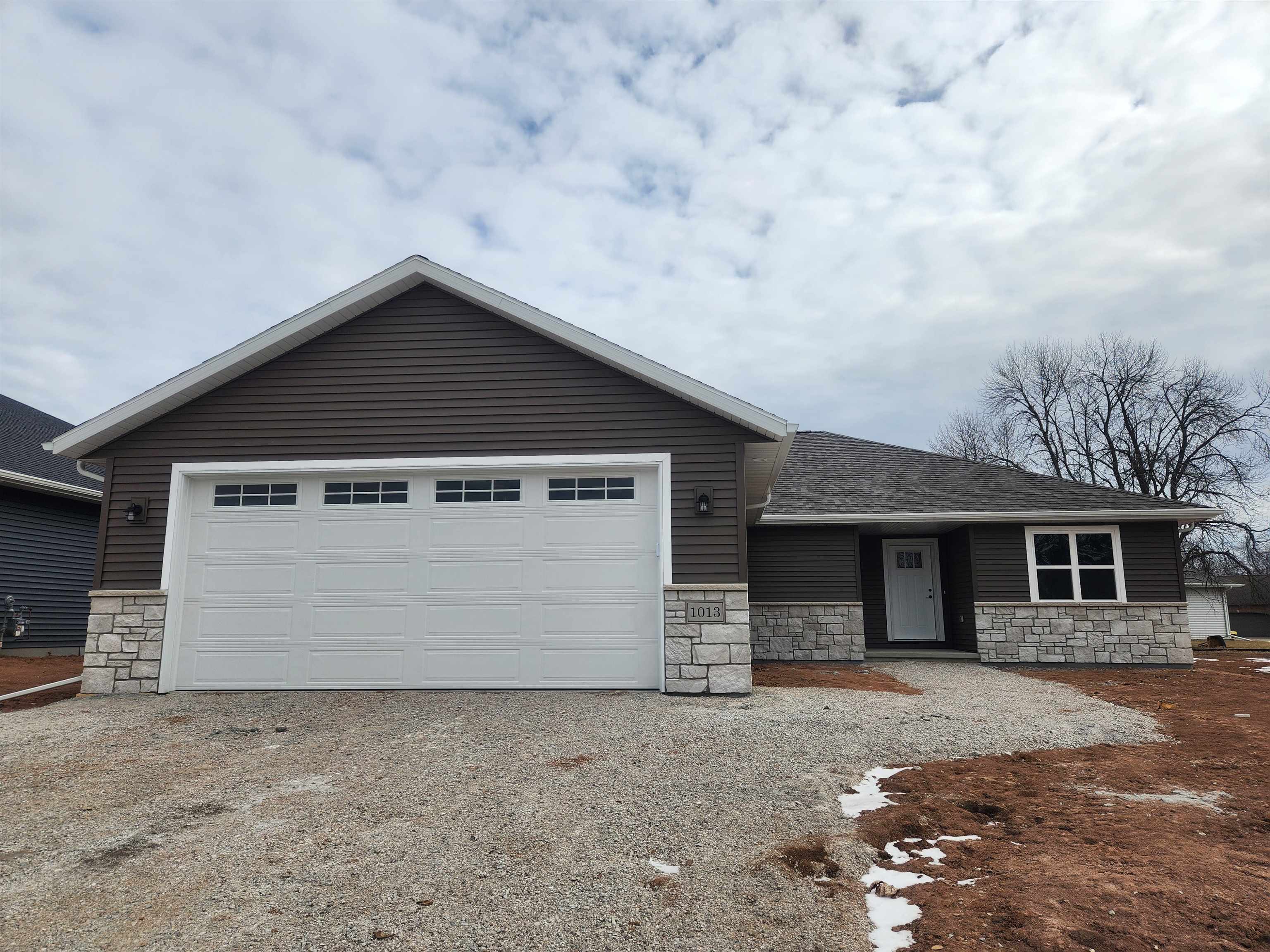 1013 Lotus Trail Menasha, WI 54952 - Photo 1 of 1